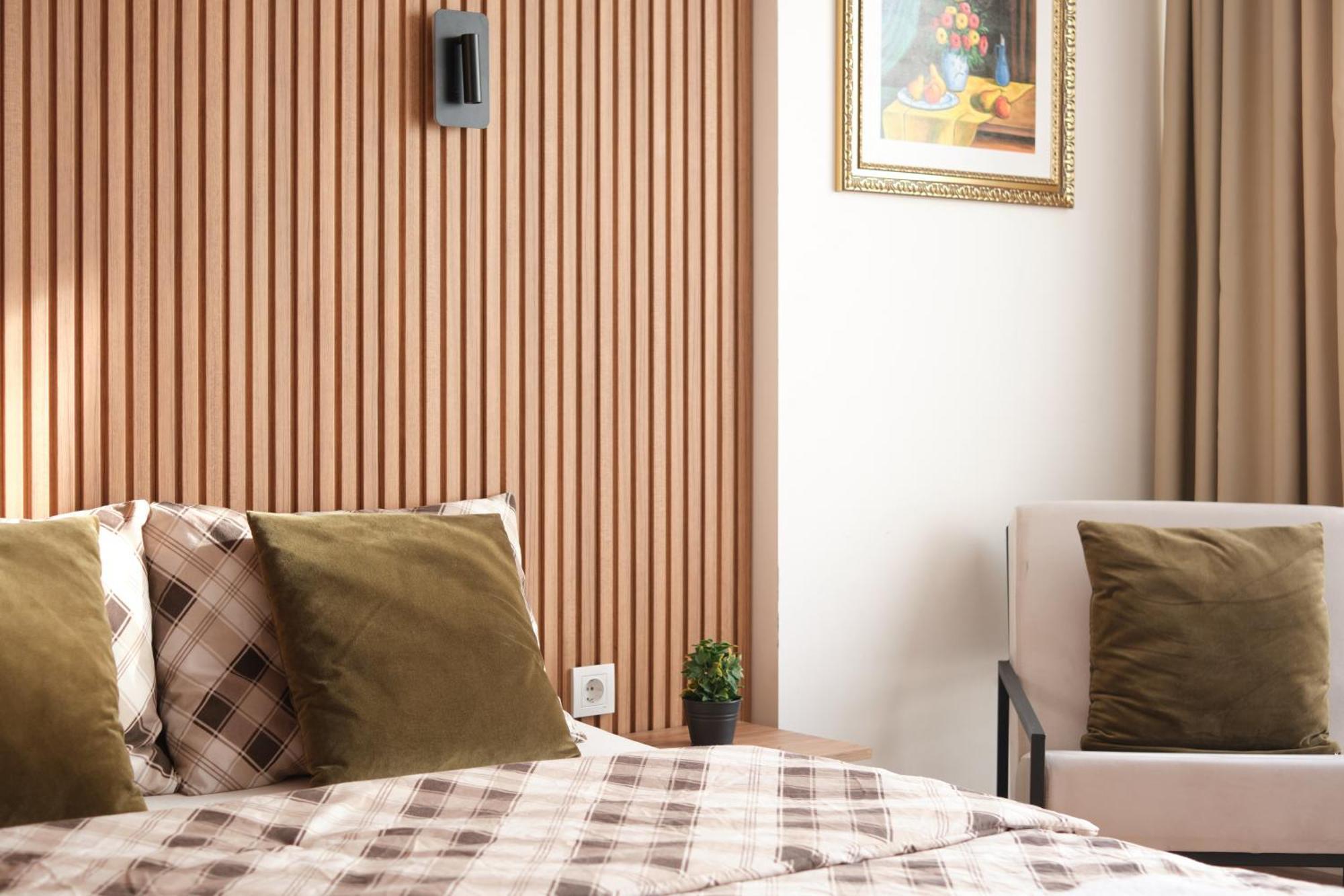 Goldenhorn With Ac Apartament *
